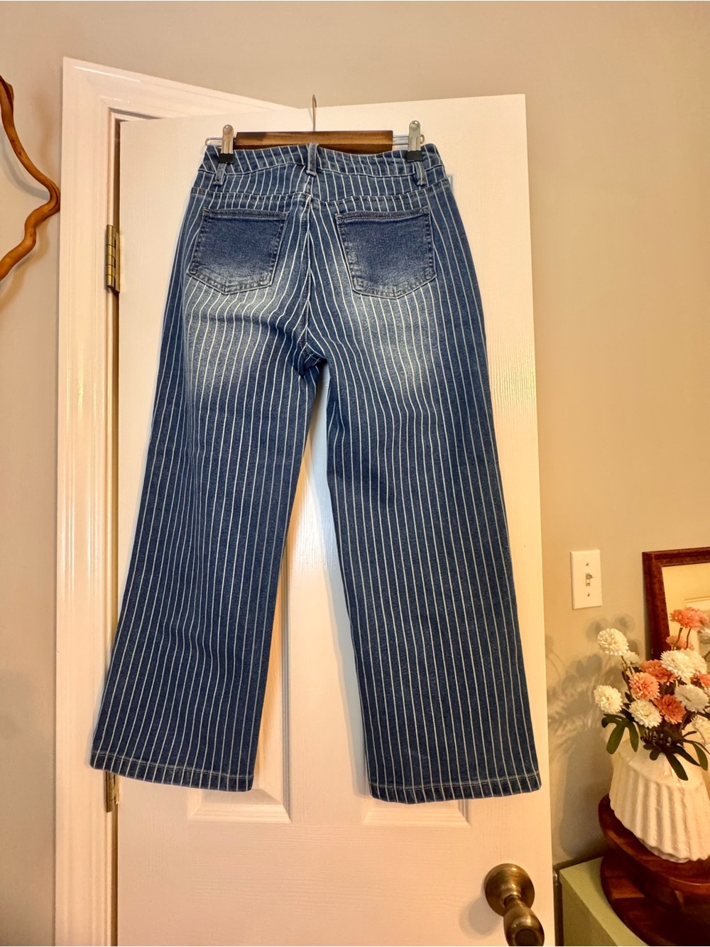 Women's Blue Pinstripe Wide-Leg Jeans - Picture 2 of 2